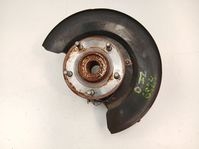 Recambio de mangueta delantera izquierda para fiat freemont 2.0 jtd referencia OEM IAM K05171101AC  