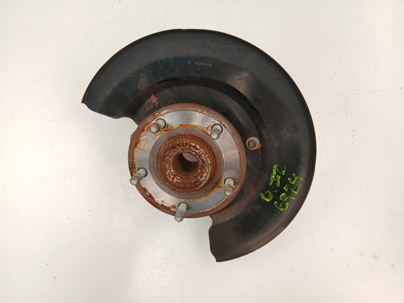 Recambio de mangueta delantera izquierda para fiat freemont 2.0 jtd referencia OEM IAM K05171101AC  