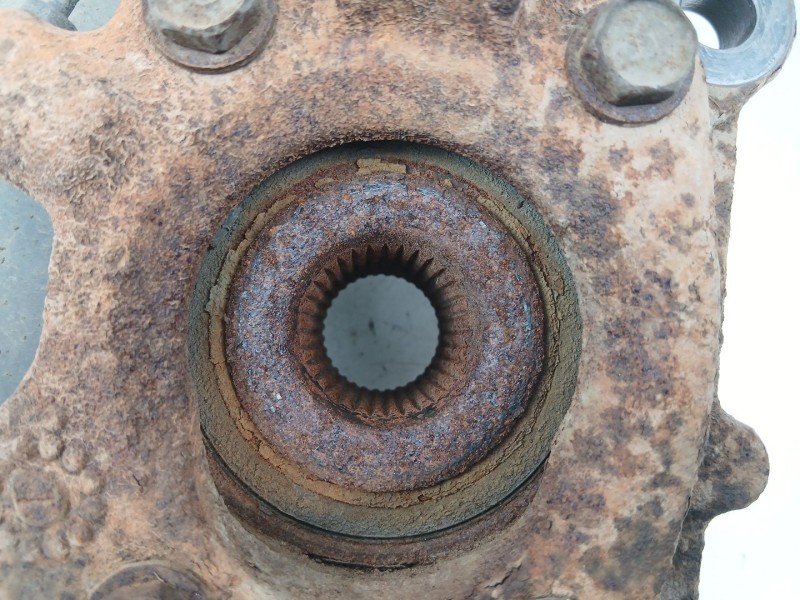 Recambio de mangueta delantera izquierda para fiat freemont 2.0 jtd referencia OEM IAM K05171101AC  