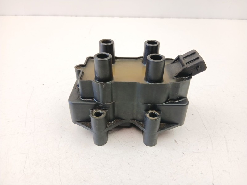 Recambio de bobina para opel vectra b fastback (38_) 1.8 i 16v referencia OEM IAM 90458250  