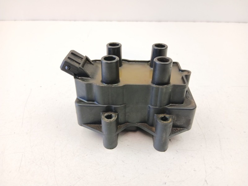 Recambio de bobina para opel vectra b fastback (38_) 1.8 i 16v referencia OEM IAM 90458250  