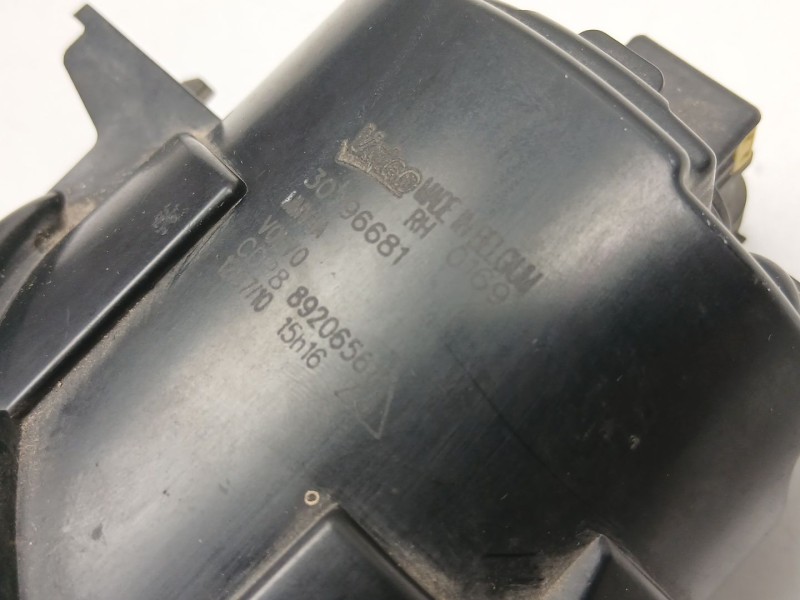 Recambio de antiniebla derecho para volvo c30 (533) 2.0 flexfuel referencia OEM IAM 30796681 89206561 
