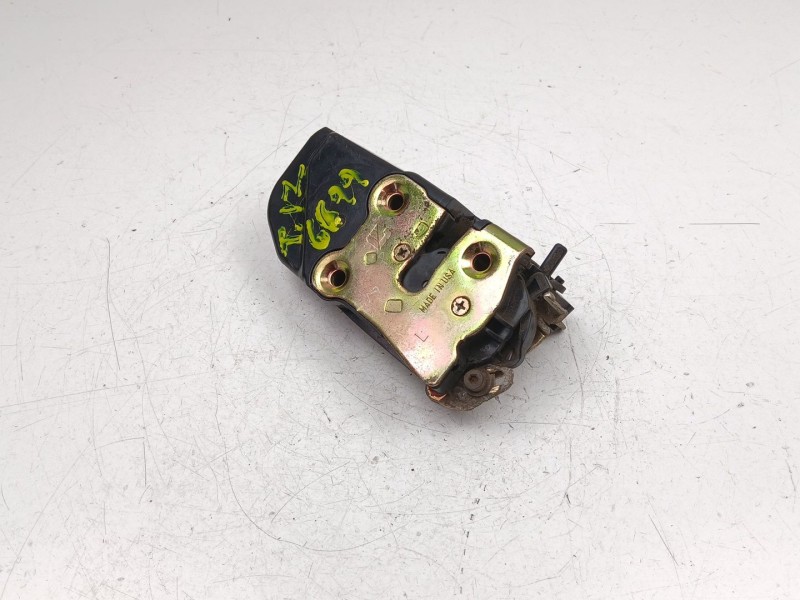 Recambio de cerradura puerta trasera izquierda para jeep grand cherokee 3.1 td automatico referencia OEM IAM 55135621AB  