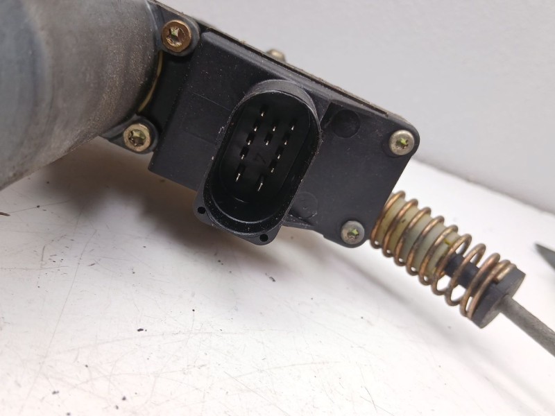 Recambio de elevalunas delantero derecho para audi tt (8n3) 1.8 t referencia OEM IAM 8N8959802A  