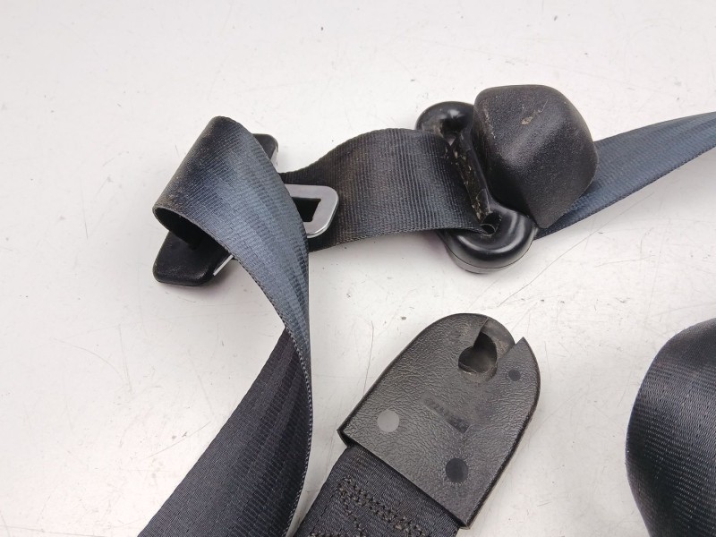 Recambio de cinturon seguridad delantero derecho para jeep grand cherokee 3.1 td automatico referencia OEM IAM 55196786AD  