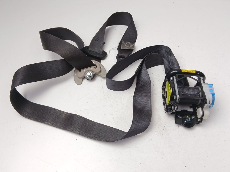 Recambio de cinturon seguridad delantero izquierdo para kia carens iv 1.7 crdi referencia OEM IAM 88810A4200  