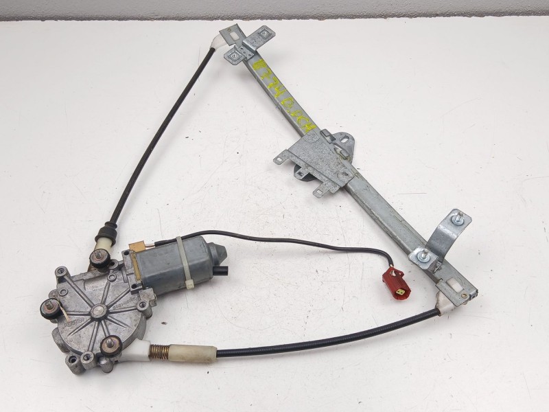 Recambio de elevalunas delantero derecho para volvo 460 (464) 1.6 referencia OEM IAM 467115  