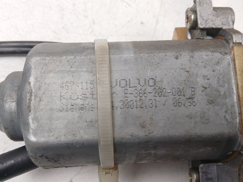 Recambio de elevalunas delantero derecho para volvo 460 (464) 1.6 referencia OEM IAM 467115  