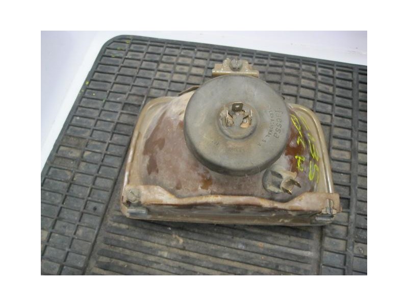 Recambio de faro dcho. : ford fiesta : 0.9 g explosion 4tiempos 3p [1981] para ford fiesta 0.9 g explosion 4tiempos referencia O