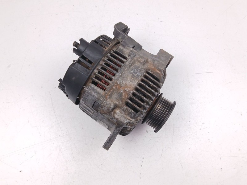 Recambio de alternador para renault clio ii (bb_, cb_) 1.9 dti (b/cb0u) referencia OEM IAM 8200690195  