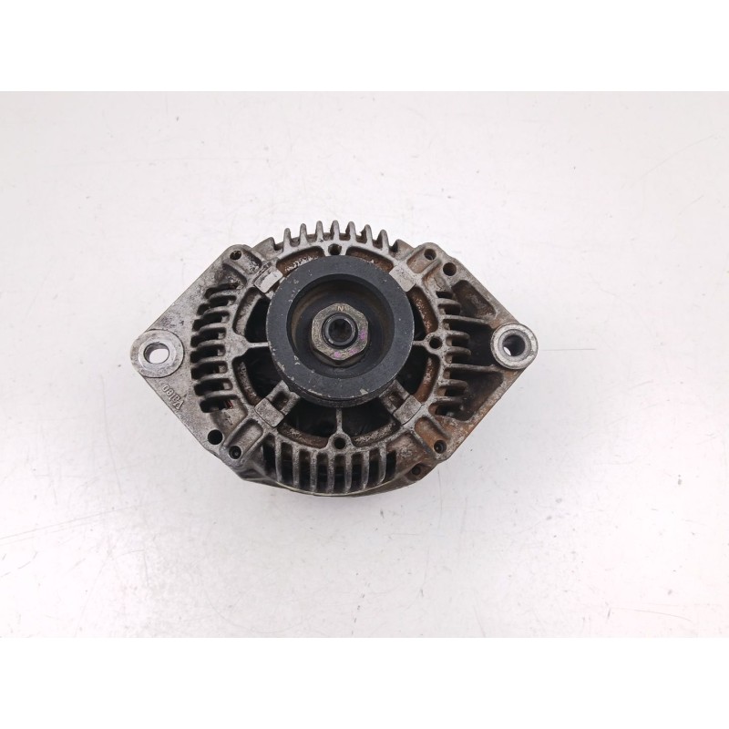 Recambio de alternador para renault clio ii (bb_, cb_) 1.9 dti (b/cb0u) referencia OEM IAM 8200690195  