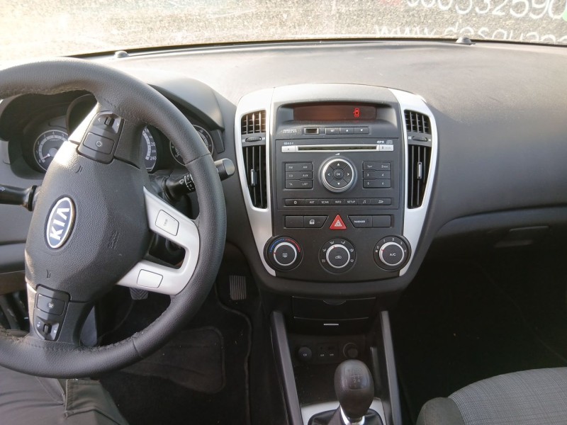 kia cee´d hatchback (ed) del año 2009