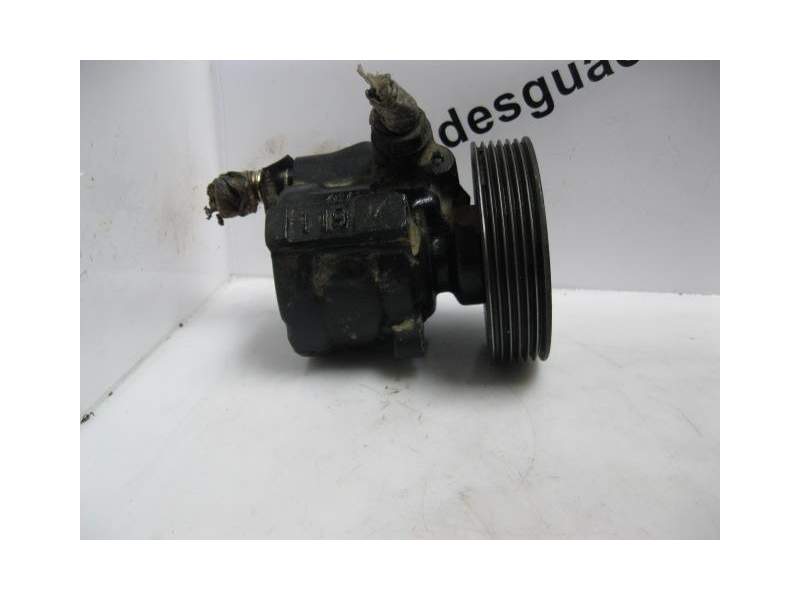 Recambio de bomba direccion para renault laguna 1.8 g -f3p 5p referencia OEM IAM 7700823735 26026915 7700823794