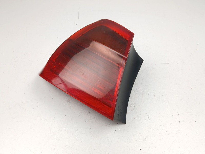 Recambio de piloto trasero izquierdo para bmw 3 (e90) 320 d referencia OEM IAM 6937457  