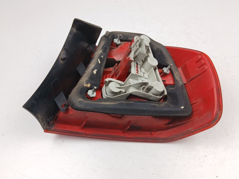 Recambio de piloto trasero izquierdo para bmw 3 (e90) 320 d referencia OEM IAM 6937457  