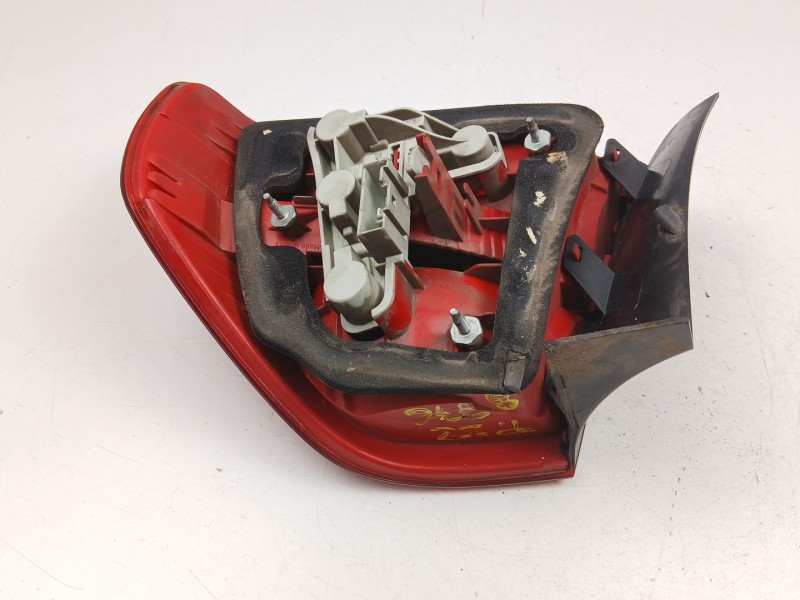 Recambio de piloto trasero izquierdo para bmw 3 (e90) 320 d referencia OEM IAM 6937457  