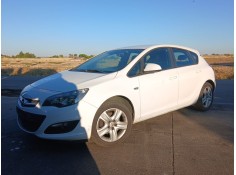 opel astra j (p10) del año 2014