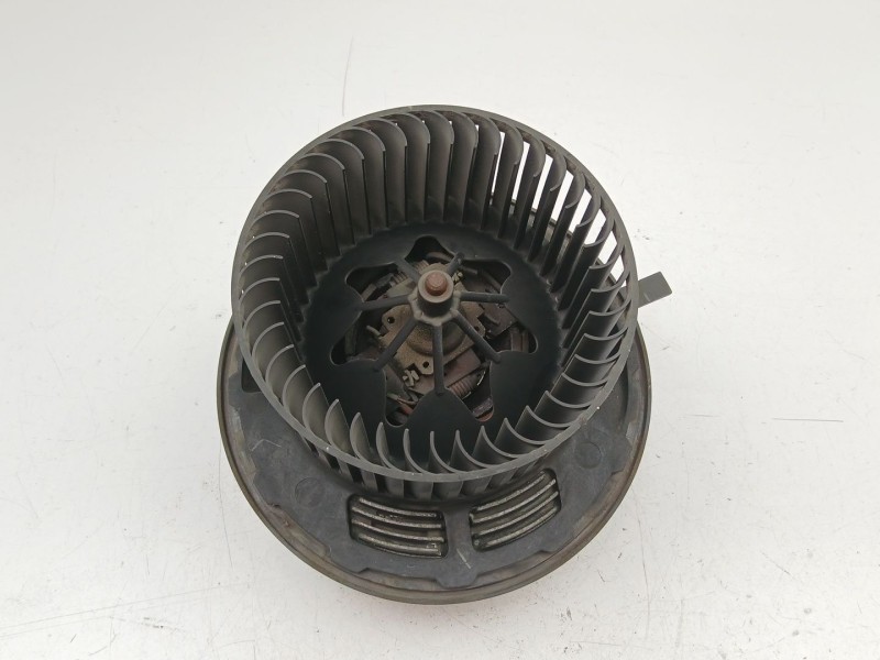 Recambio de motor calefaccion para bmw 3 (e90) 320 d referencia OEM IAM 6933663  