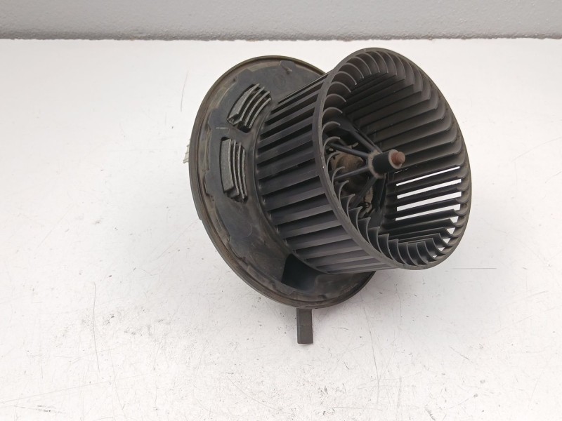 Recambio de motor calefaccion para bmw 3 (e90) 320 d referencia OEM IAM 6933663  