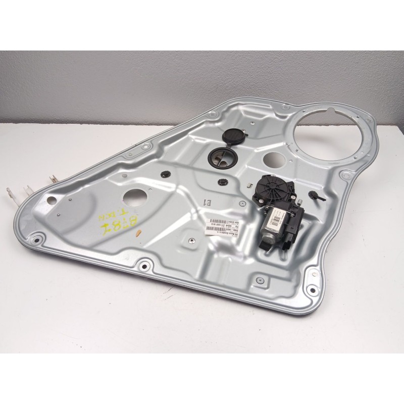 Recambio de elevalunas trasero derecho para kia cee´d sw (ed) 1.6 crdi 115 referencia OEM IAM 834801H020  