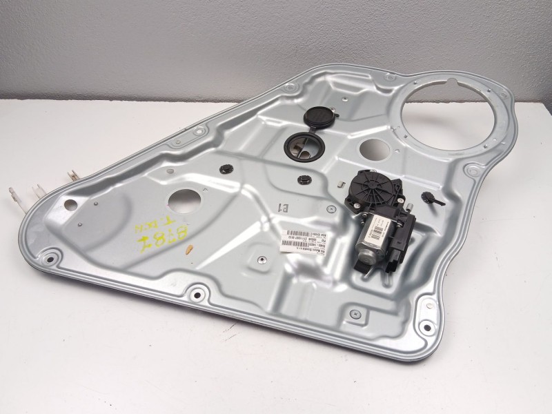Recambio de elevalunas trasero derecho para kia cee´d sw (ed) 1.6 crdi 115 referencia OEM IAM 834801H020  