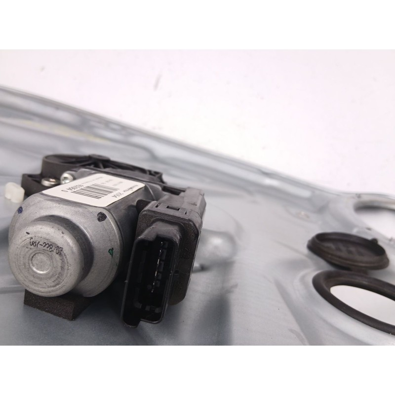 Recambio de elevalunas delantero derecho para kia cee´d sw (ed) 1.6 crdi 115 referencia OEM IAM 824801H070  