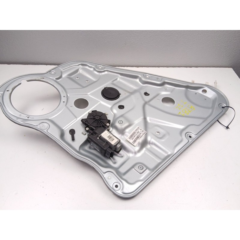 Recambio de elevalunas trasero izquierdo para kia cee´d sw (ed) 1.6 crdi 115 referencia OEM IAM 834701H020  