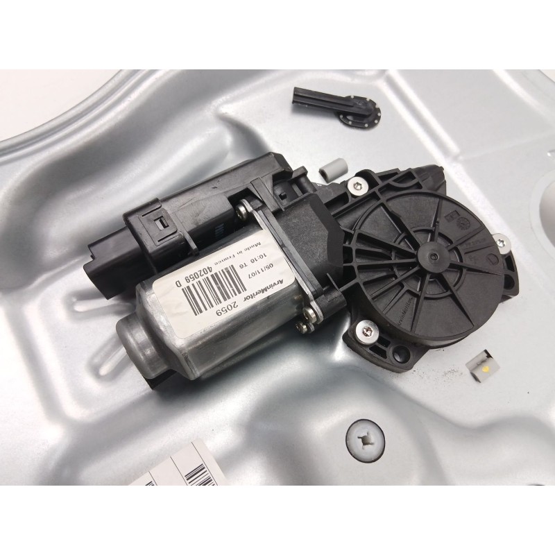 Recambio de elevalunas trasero izquierdo para kia cee´d sw (ed) 1.6 crdi 115 referencia OEM IAM 834701H020  