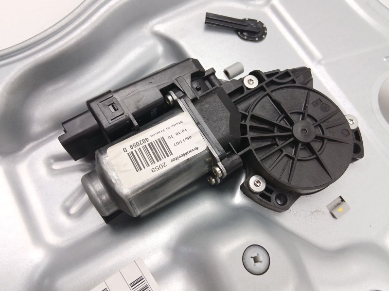 Recambio de elevalunas trasero izquierdo para kia cee´d sw (ed) 1.6 crdi 115 referencia OEM IAM 834701H020  