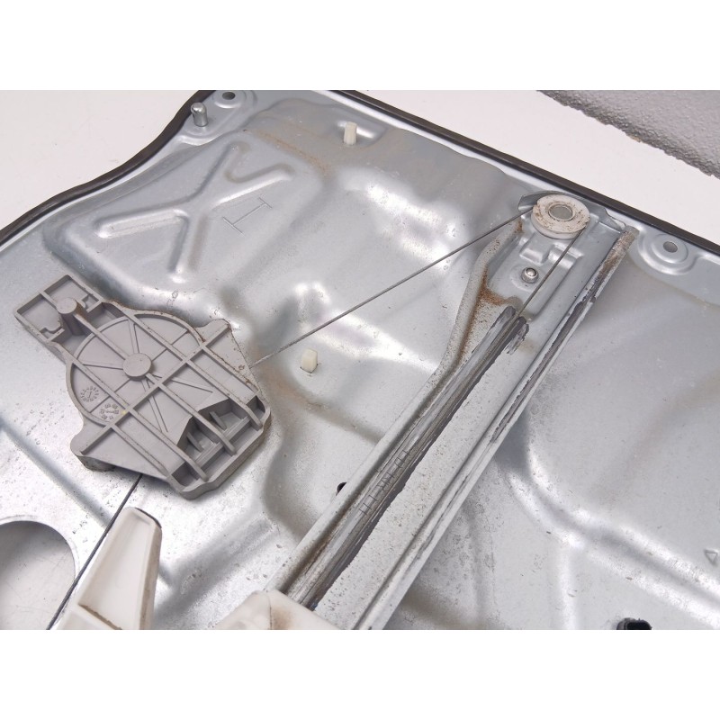 Recambio de elevalunas trasero izquierdo para kia cee´d sw (ed) 1.6 crdi 115 referencia OEM IAM 834701H020  