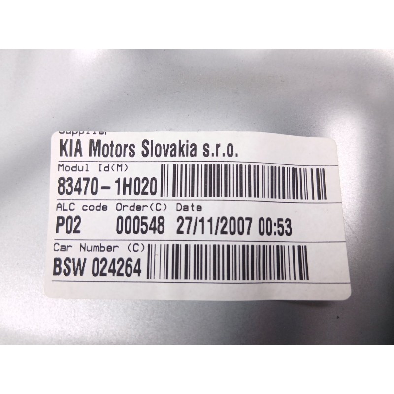 Recambio de elevalunas trasero izquierdo para kia cee´d sw (ed) 1.6 crdi 115 referencia OEM IAM 834701H020  