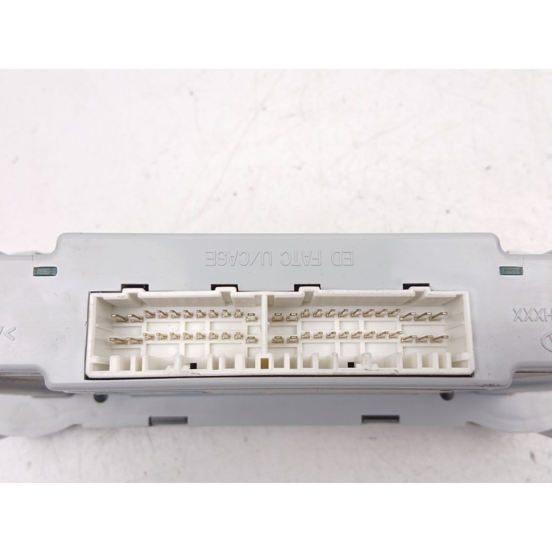 Recambio de mandos calefaccion aire para kia cee´d sw (ed) 1.6 crdi 115 referencia OEM IAM 972501H600  