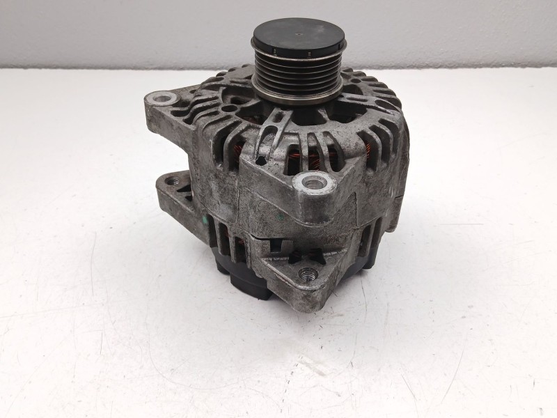 Recambio de alternador para citroën c5 ii (rc_) 1.6 hdi (rc8hzb) referencia OEM IAM 9646321780 2543526A 