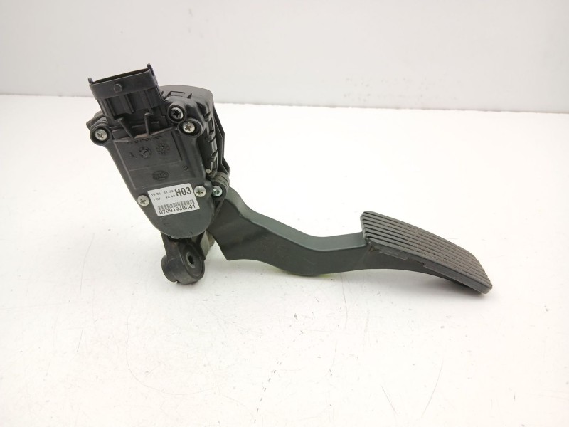 Recambio de potenciometro aceleracion para kia cee´d sw (ed) 1.6 crdi 115 referencia OEM IAM 327002H300  