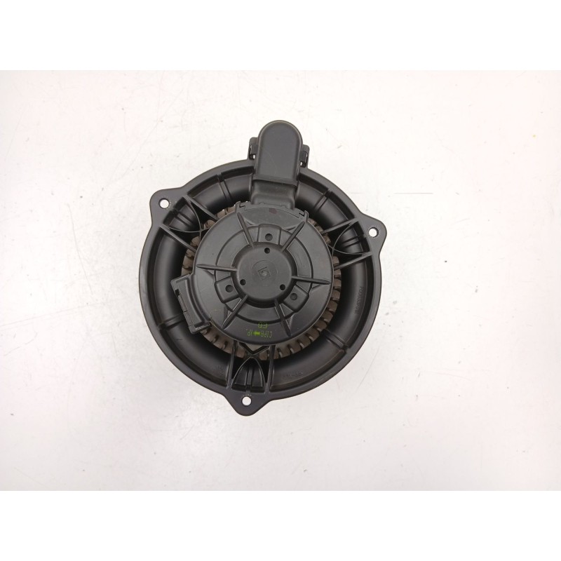 Recambio de motor calefaccion para kia cee´d sw (ed) 1.6 crdi 115 referencia OEM IAM 971131H000  