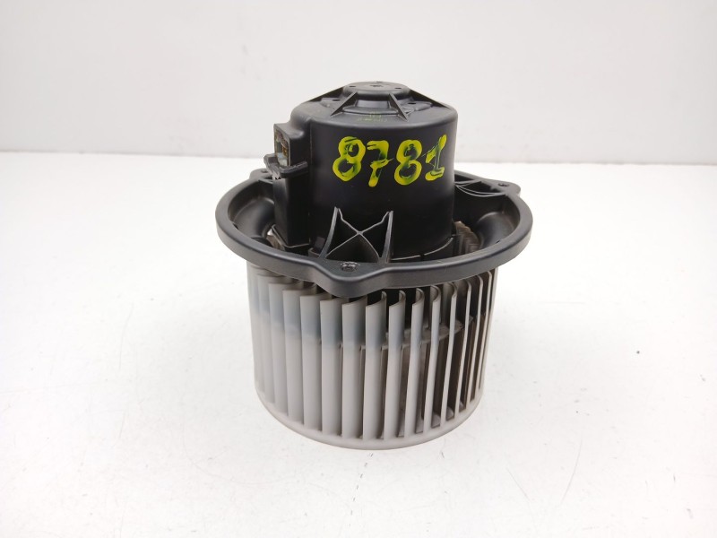 Recambio de motor calefaccion para kia cee´d sw (ed) 1.6 crdi 115 referencia OEM IAM 971131H000  