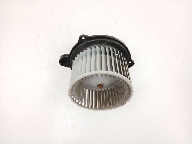 Recambio de motor calefaccion para kia cee´d sw (ed) 1.6 crdi 115 referencia OEM IAM 971131H000  