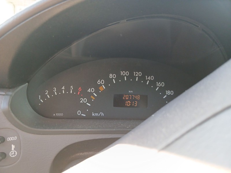 mercedes-benz clase a (w168) del año 2001