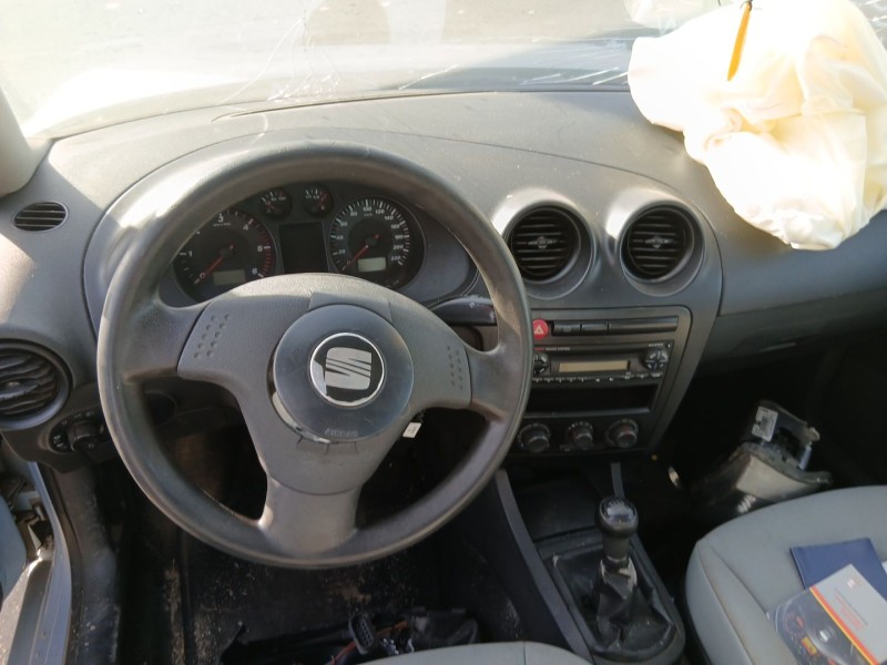 seat cordoba (6l2) del año 2002