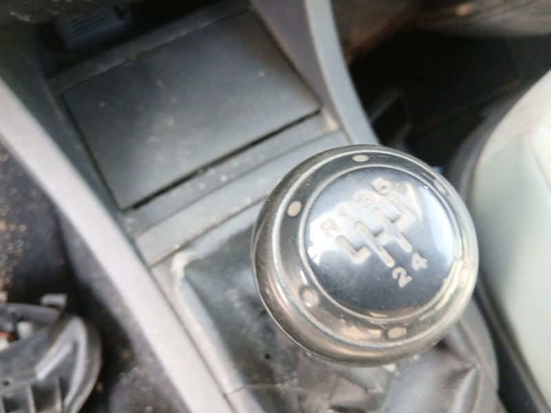 seat cordoba (6l2) del año 2002