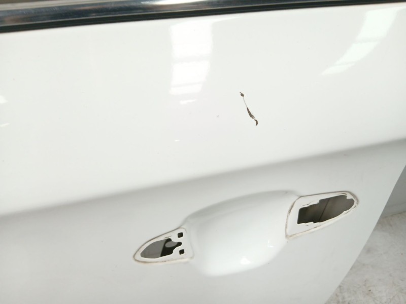 Recambio de puerta delantera izquierda para kia carens iv 1.7 crdi referencia OEM IAM 76003A4000  