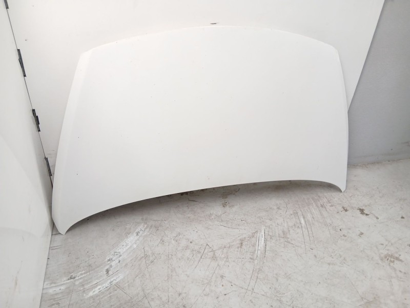 Recambio de capo para kia carens iv 1.7 crdi referencia OEM IAM 66400A4000  