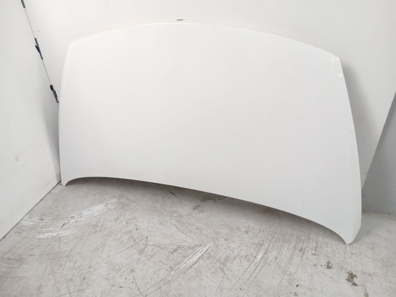 Recambio de capo para kia carens iv 1.7 crdi referencia OEM IAM 66400A4000  