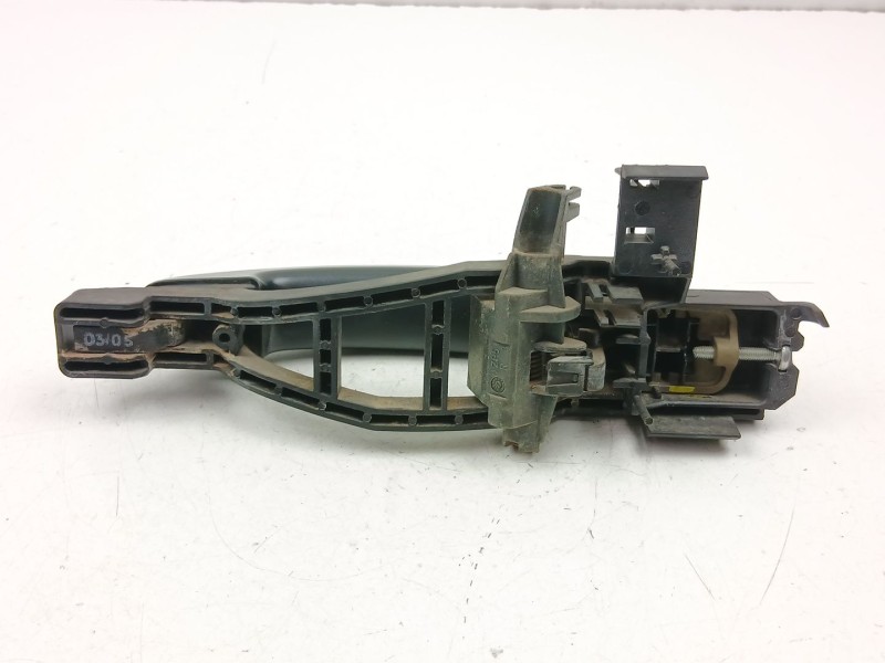 Recambio de manilla trasera derecha para ford focus c-max (dm2) 1.6 tdci referencia OEM IAM 4M51A266B22AD  