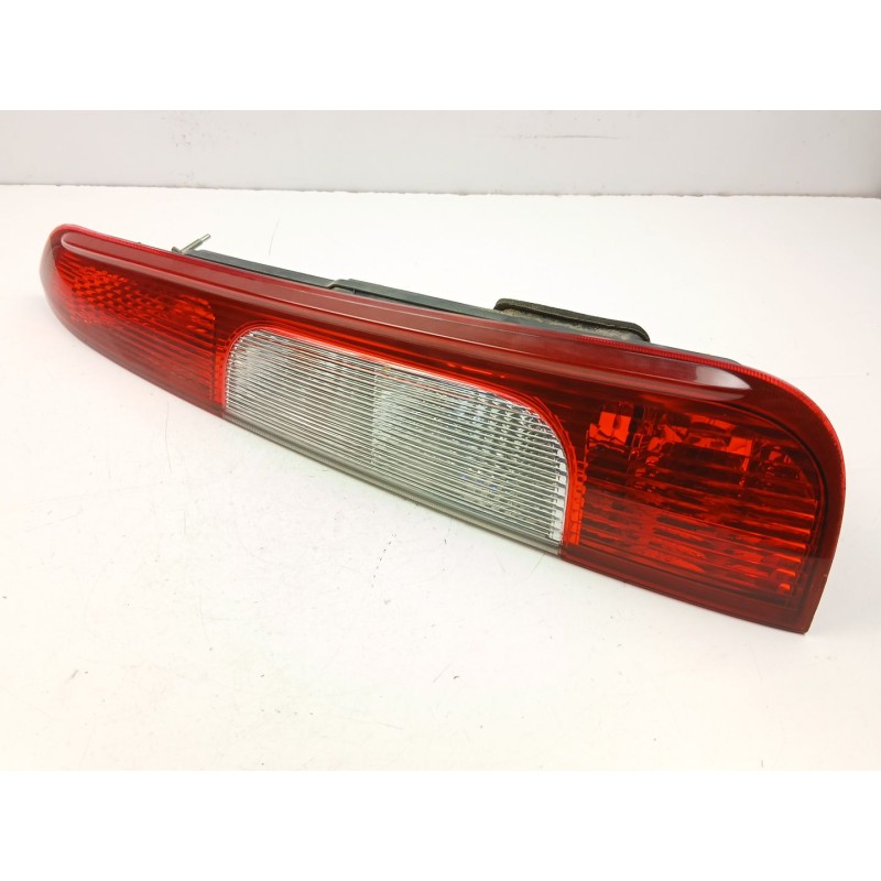 Recambio de piloto trasero derecho para ford focus c-max (dm2) 1.6 tdci referencia OEM IAM 3M5113A602AD  
