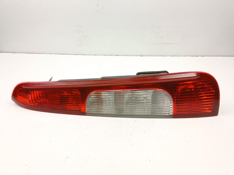 Recambio de piloto trasero derecho para ford focus c-max (dm2) 1.6 tdci referencia OEM IAM 3M5113A602AD  