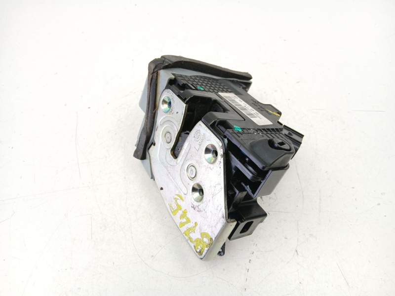 Recambio de cerradura puerta trasera izquierda para kia carens iv 1.7 crdi referencia OEM IAM 81410A4030  