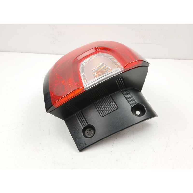 Recambio de piloto trasero izquierdo para renault captur i (j5_, h5_) 1.2 tce 120 referencia OEM IAM 265557367R  