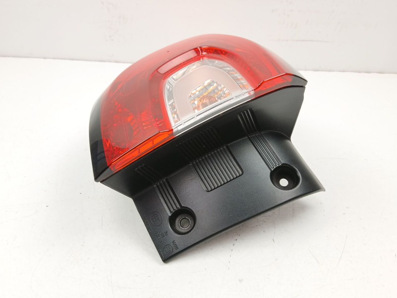 Recambio de piloto trasero izquierdo para renault captur i (j5_, h5_) 1.2 tce 120 referencia OEM IAM 265557367R  