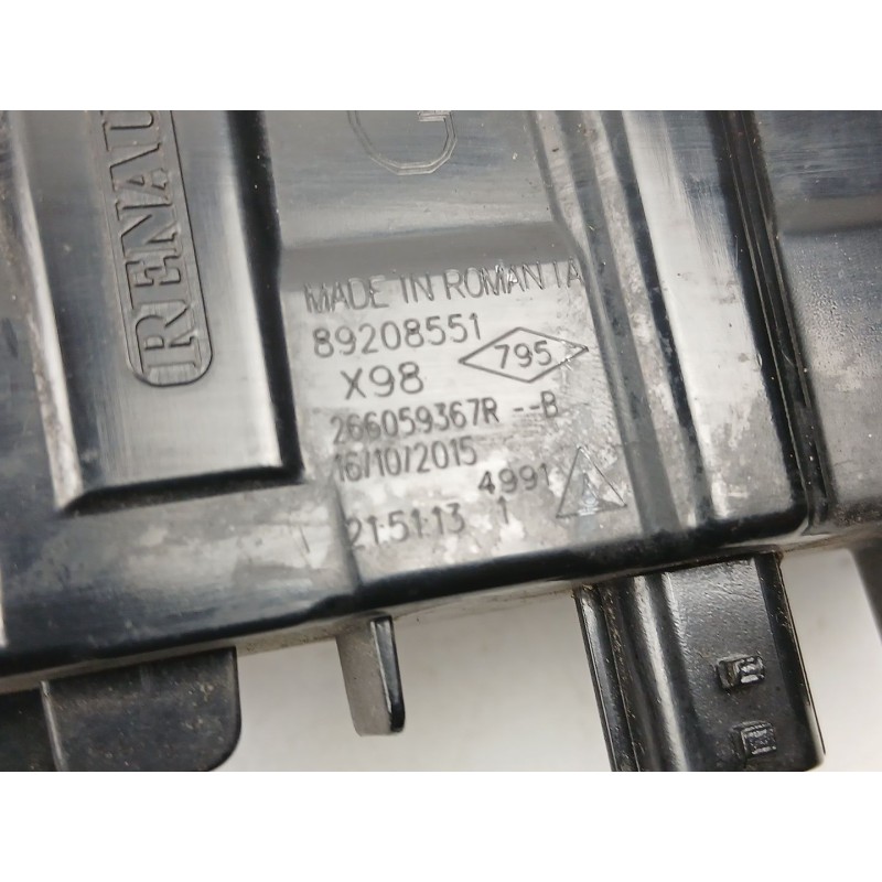 Recambio de piloto delantero izquierdo para renault captur i (j5_, h5_) 1.2 tce 120 referencia OEM IAM 266059367R  